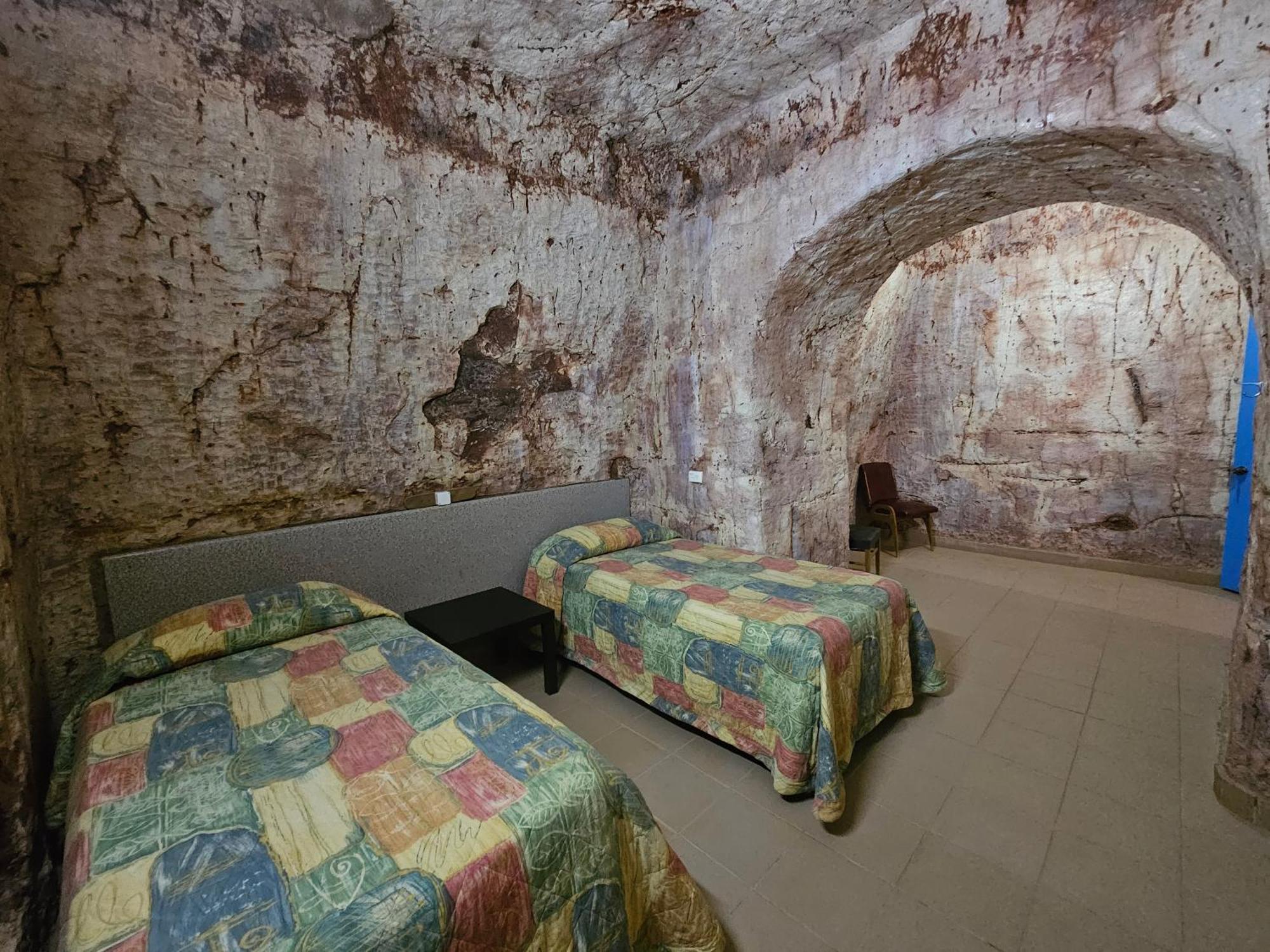 Radeka Downunder Underground Motel Coober Pedy Dış mekan fotoğraf